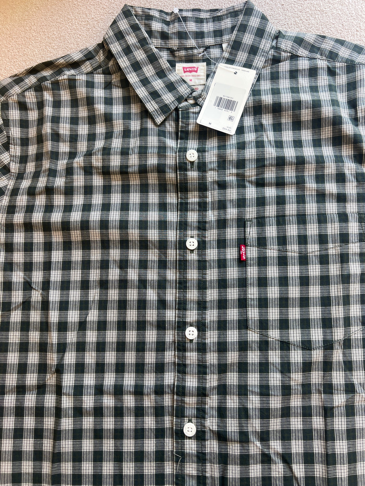 Levi's Classic One Pocket Standard Fit Shirt in a green and white check pattern